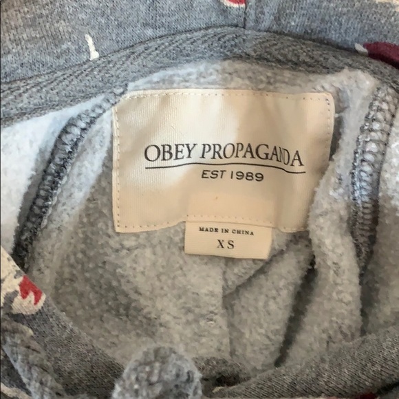 Excellent like new condition Obey Propaganda xs sweatshirt - Picture 4 of 4
